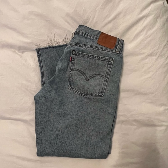 Levi’s Wedgie Jeans - Picture 2 of 5